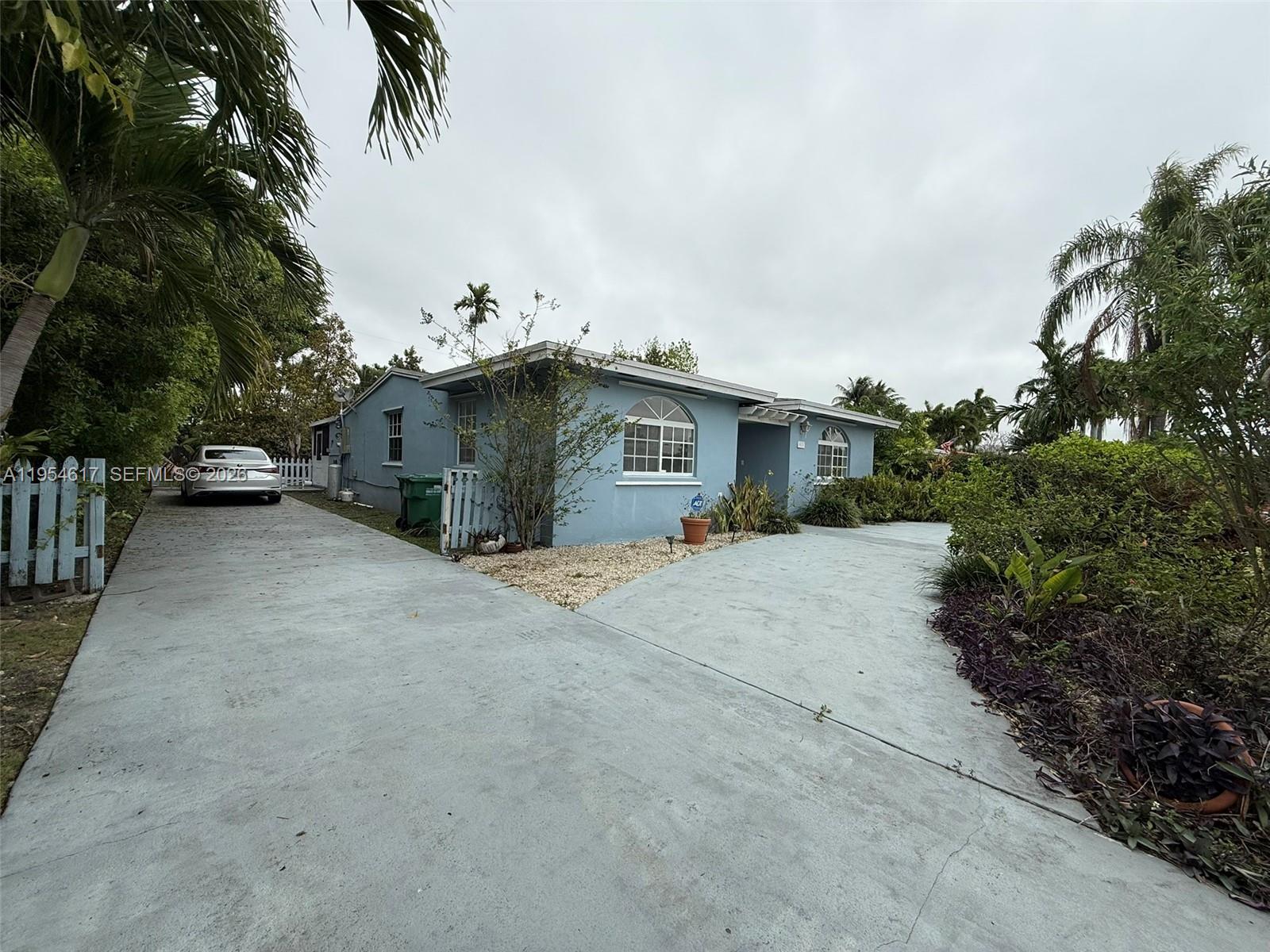 TROPICAL ESTATES 1ST ADDN - Residential