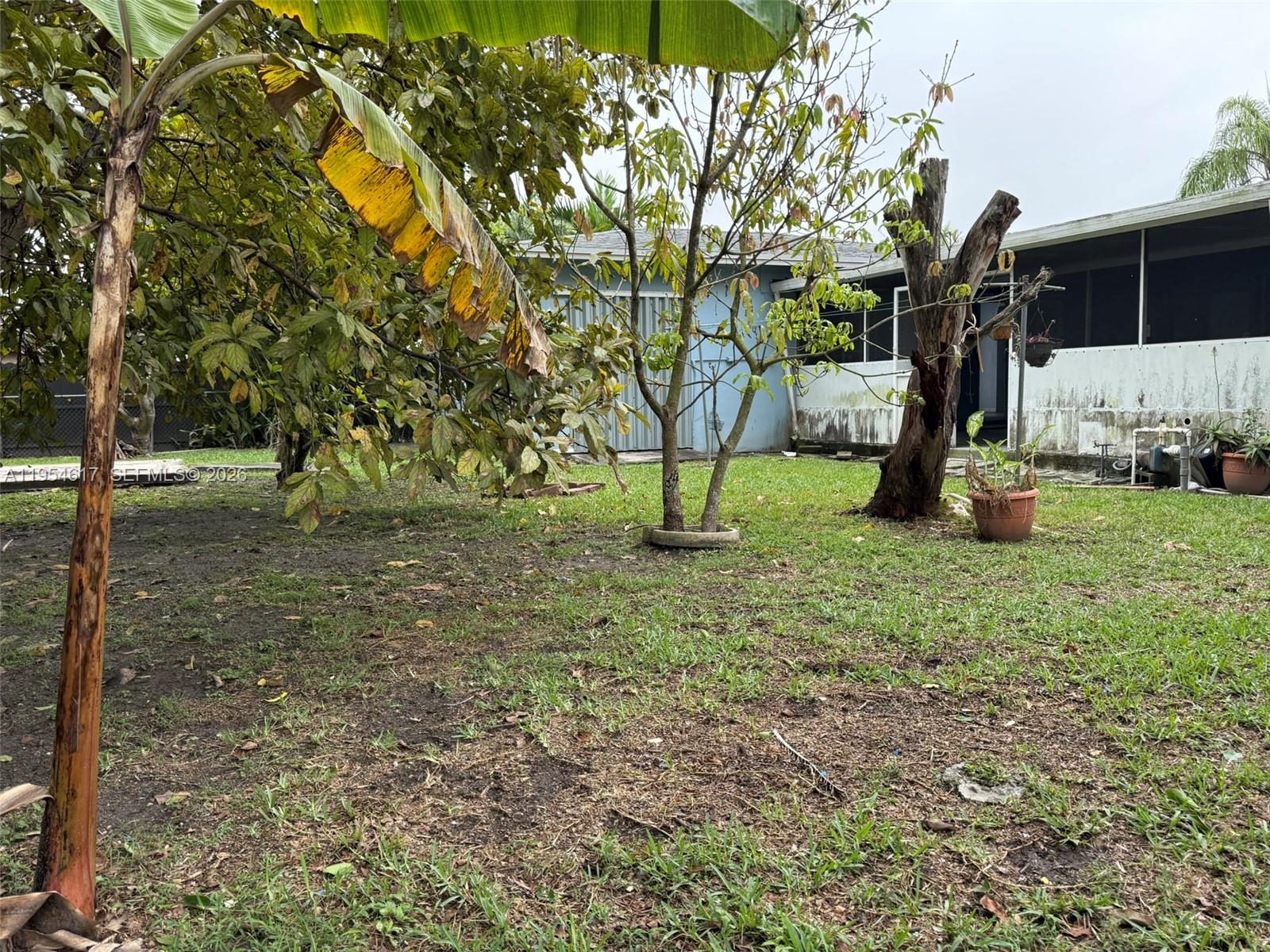 TROPICAL ESTATES 1ST ADDN - Residential