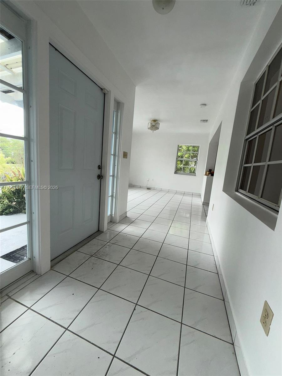 TROPICAL ESTATES 1ST ADDN - Residential