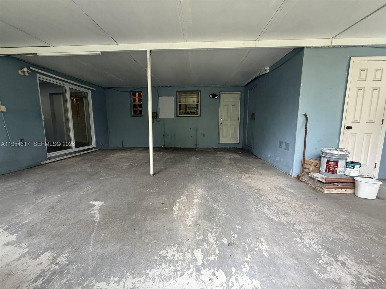 TROPICAL ESTATES 1ST ADDN - Residential