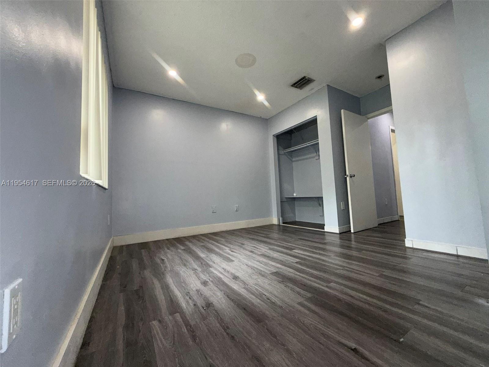 TROPICAL ESTATES 1ST ADDN - Residential