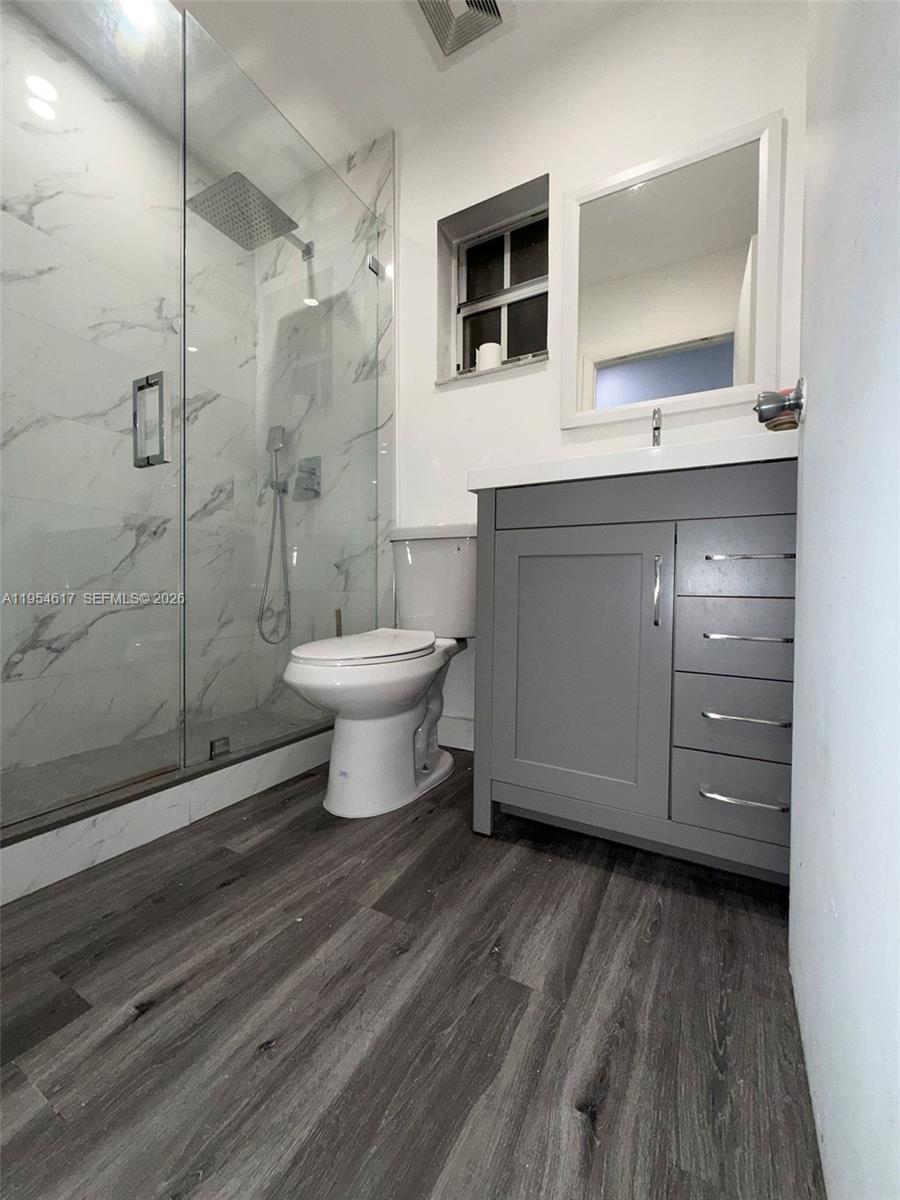 TROPICAL ESTATES 1ST ADDN - Residential