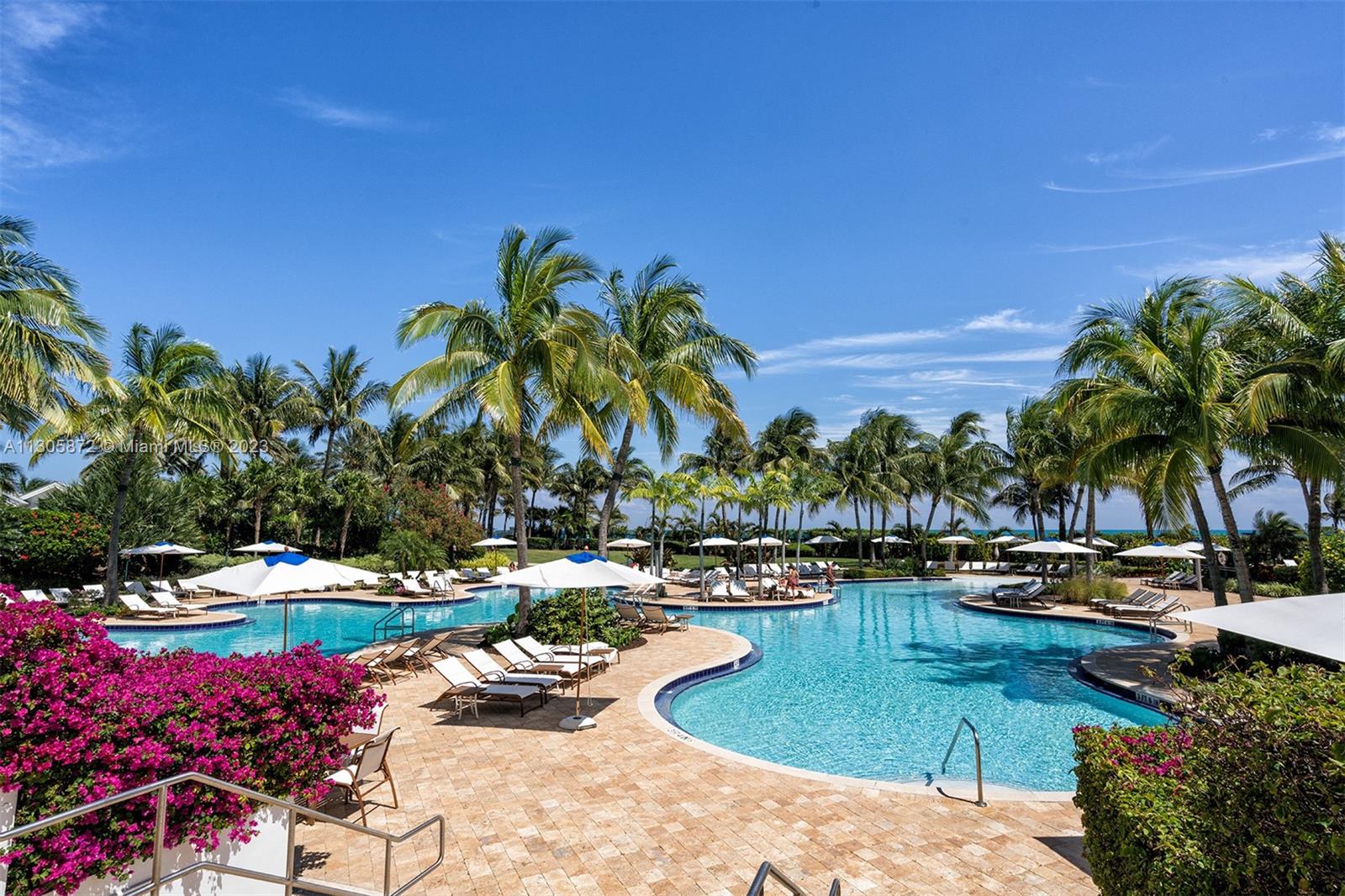 CONTINUUM ON SOUTH BEACH - Residential