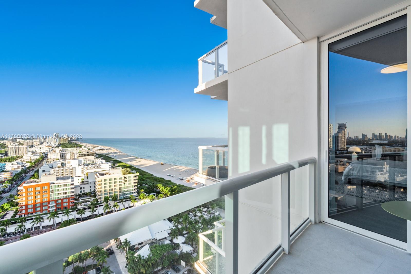 CONTINUUM ON SOUTH BEACH - Residential