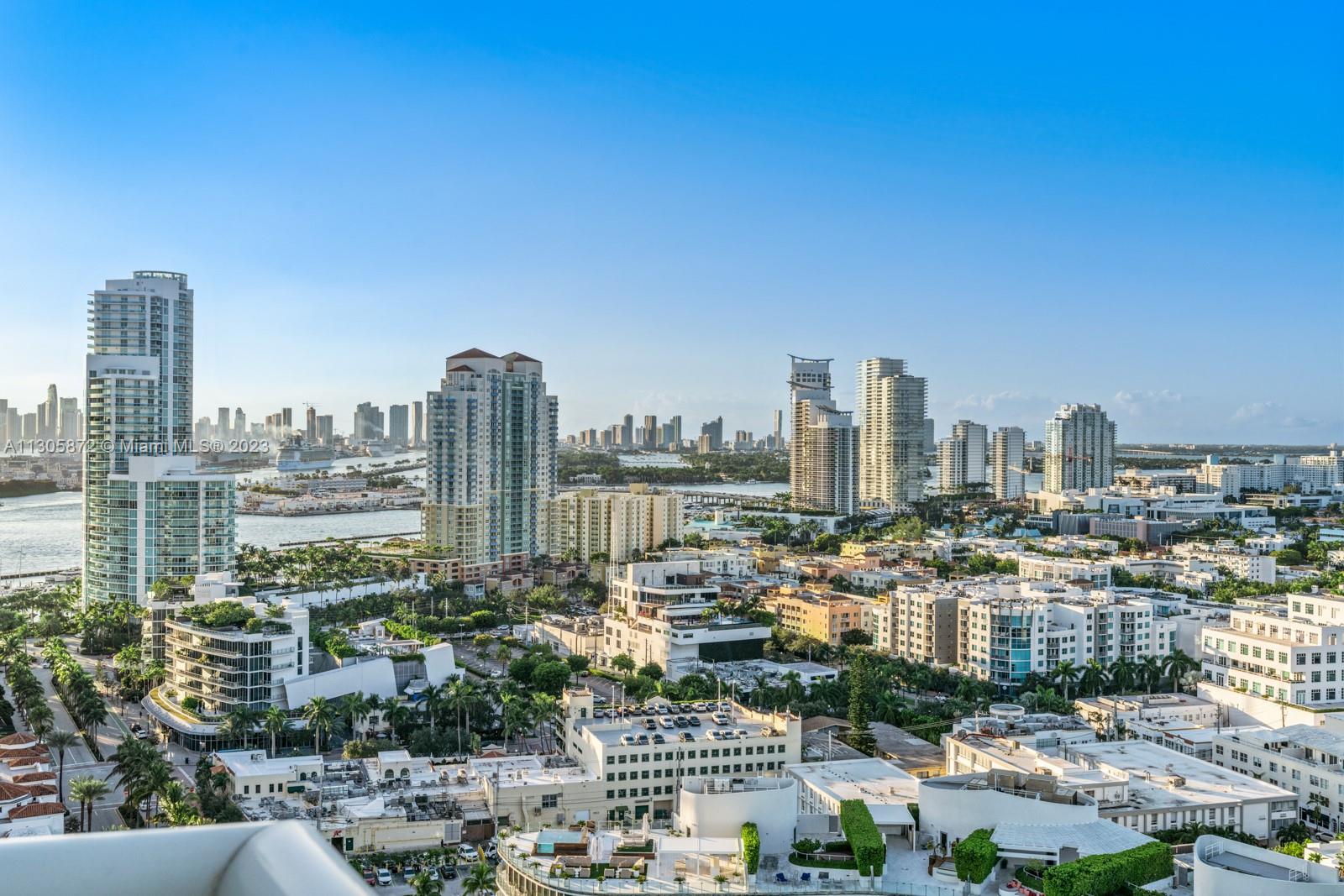 CONTINUUM ON SOUTH BEACH - Residential