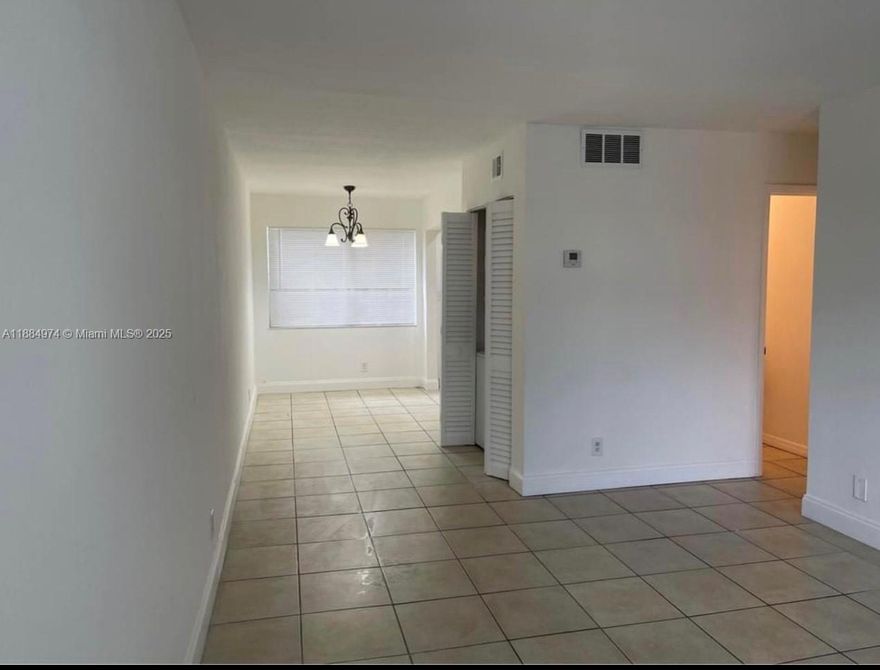 Beautiful and spacious townhouse located in the heart of Plantation, 'Townhouses of Plantation Community'. The floor plan features 2 bedrooms upstairs, tiled living areas, and vinyl flooring in the bedrooms. There is also a stackable washer and dryer included. The backyard is perfect for BBQs. The community offers various amenities, including a pool, tennis court, playground, security, and more. Don't hesitate to call me today—this property won't be available for long!
