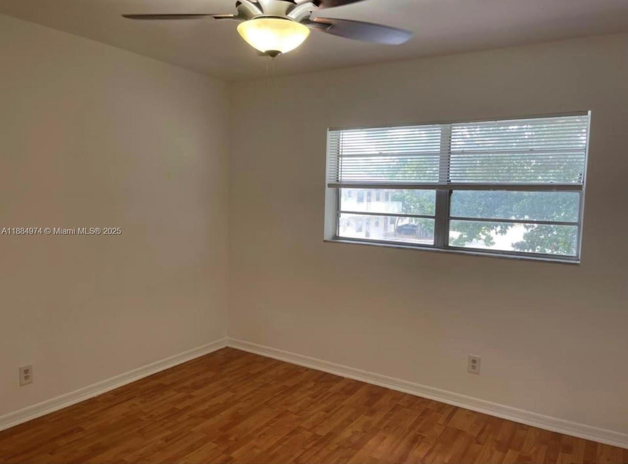 TOWNHOUSES OF PLANTATION - Residential Lease