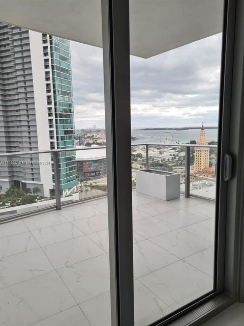 851 NE 1st Ave 3801 Miami FL 33132