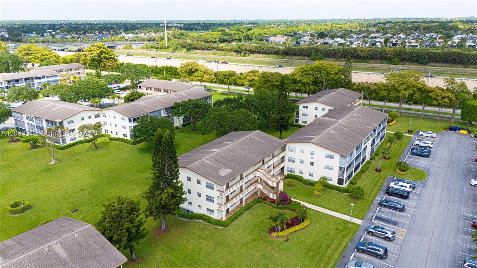 MANSFIELD AT CENTURY VILL - Residential