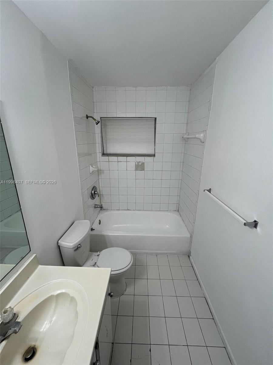 MOWRY VILLAS - Residential Lease