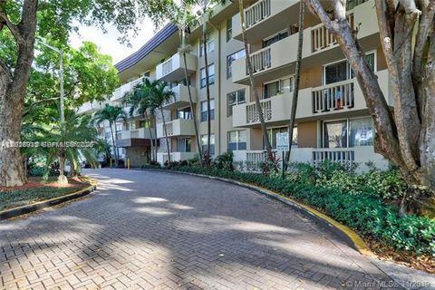 Tiny photo for 1800 Sans Souci Blvd #305, North Miami, FL 33181 (MLS # A12026932)