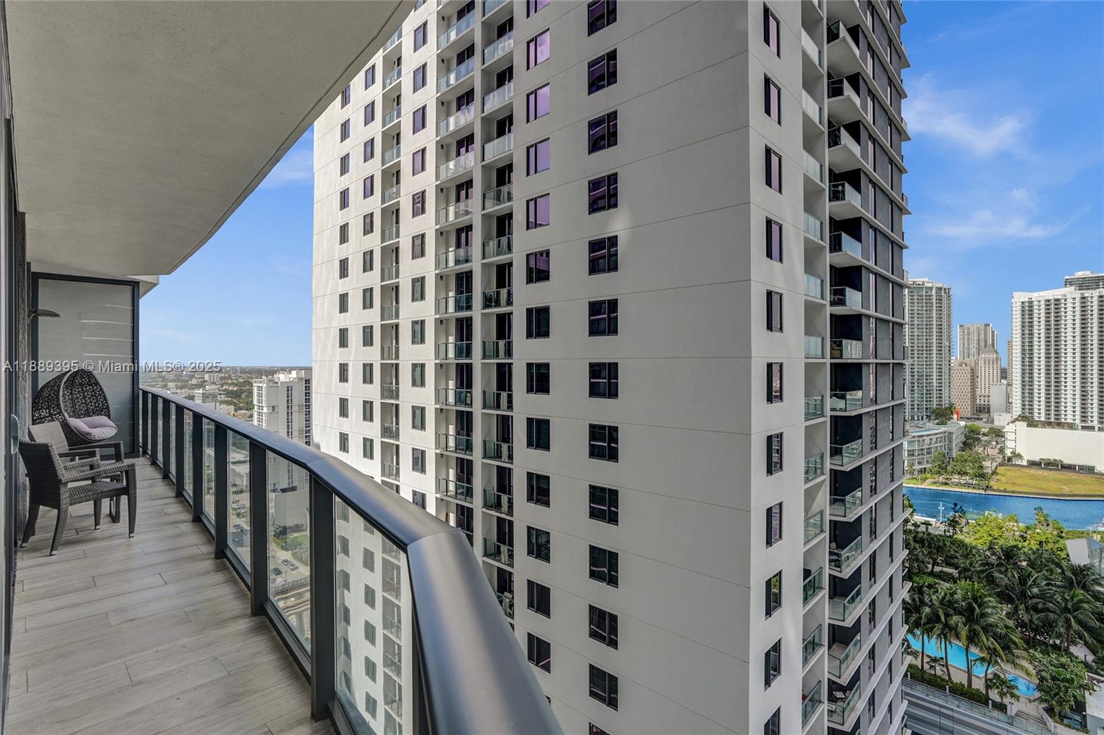 BRICKELL HEIGHTS WEST CON - Residential