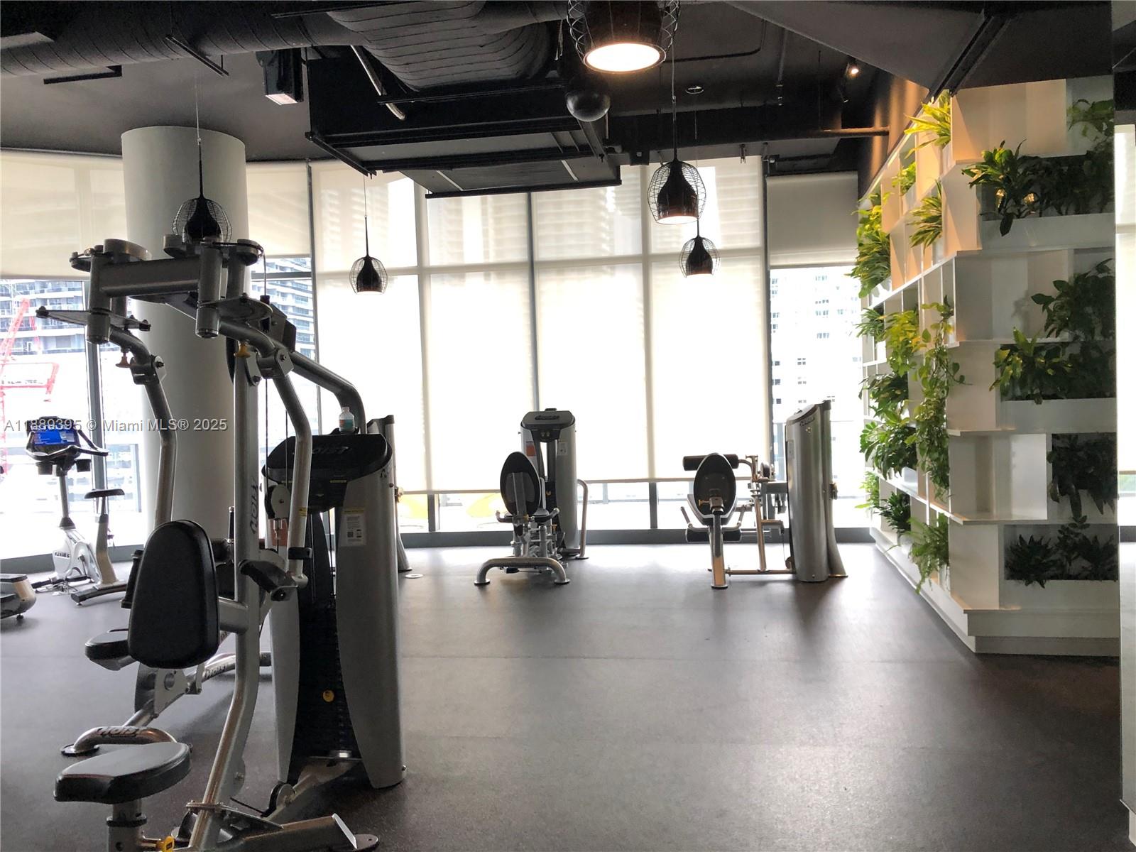 BRICKELL HEIGHTS WEST CON - Residential