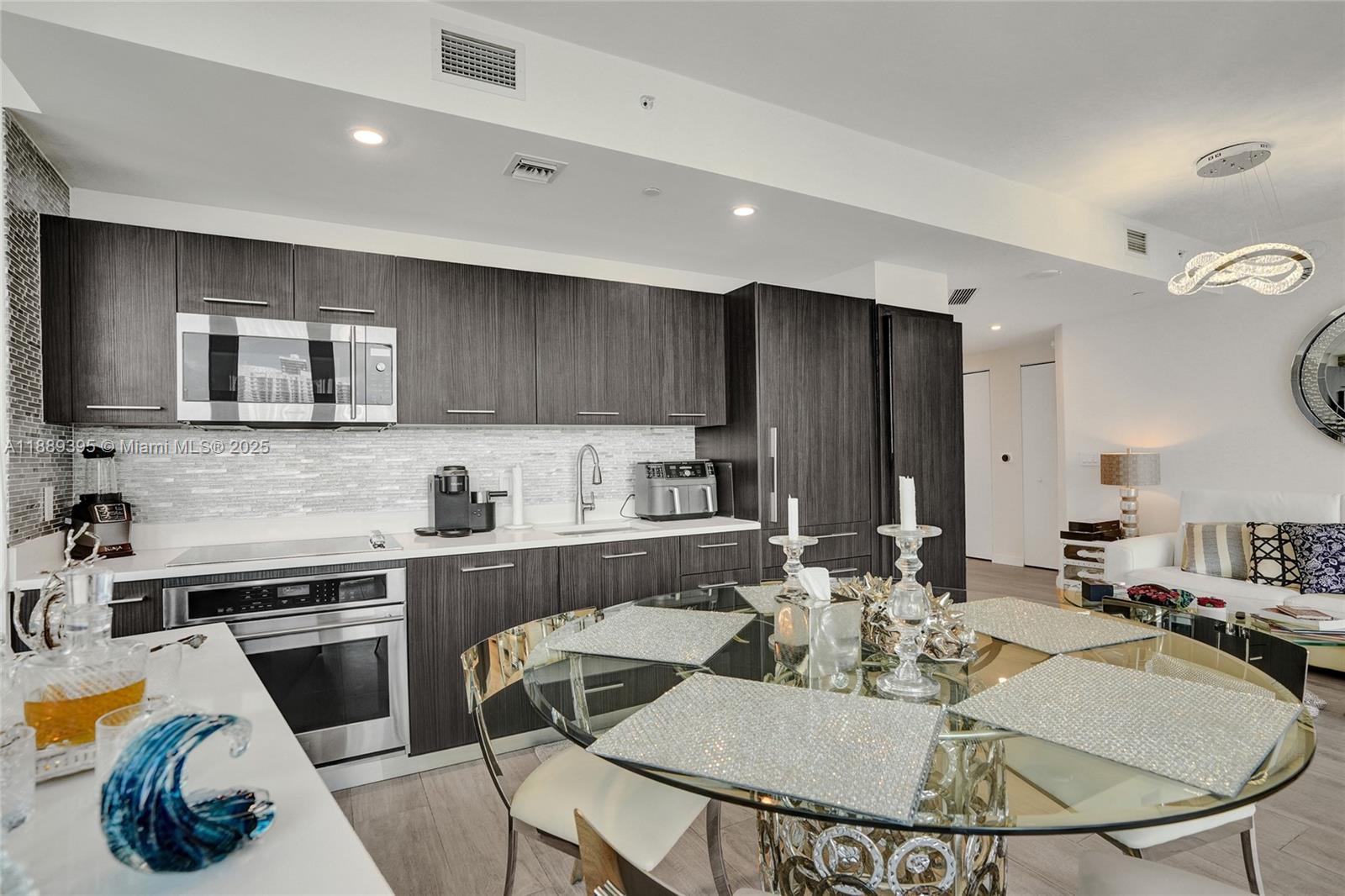 BRICKELL HEIGHTS WEST CON - Residential