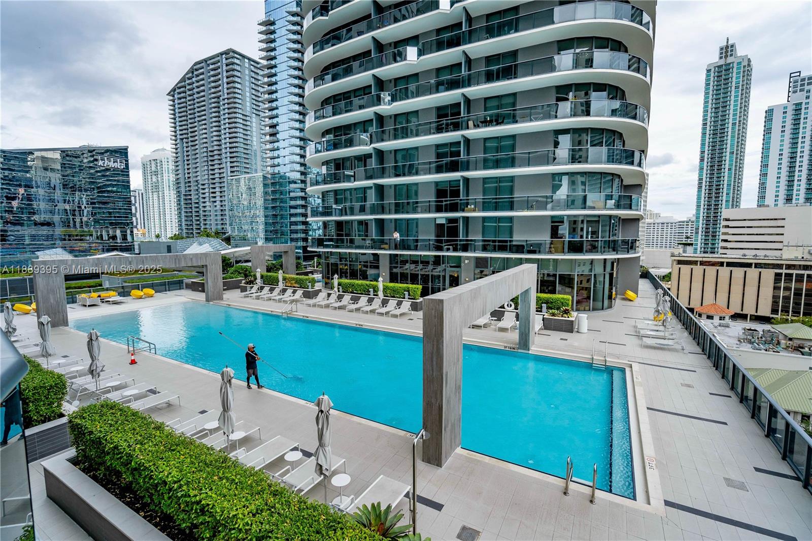 BRICKELL HEIGHTS WEST CON - Residential