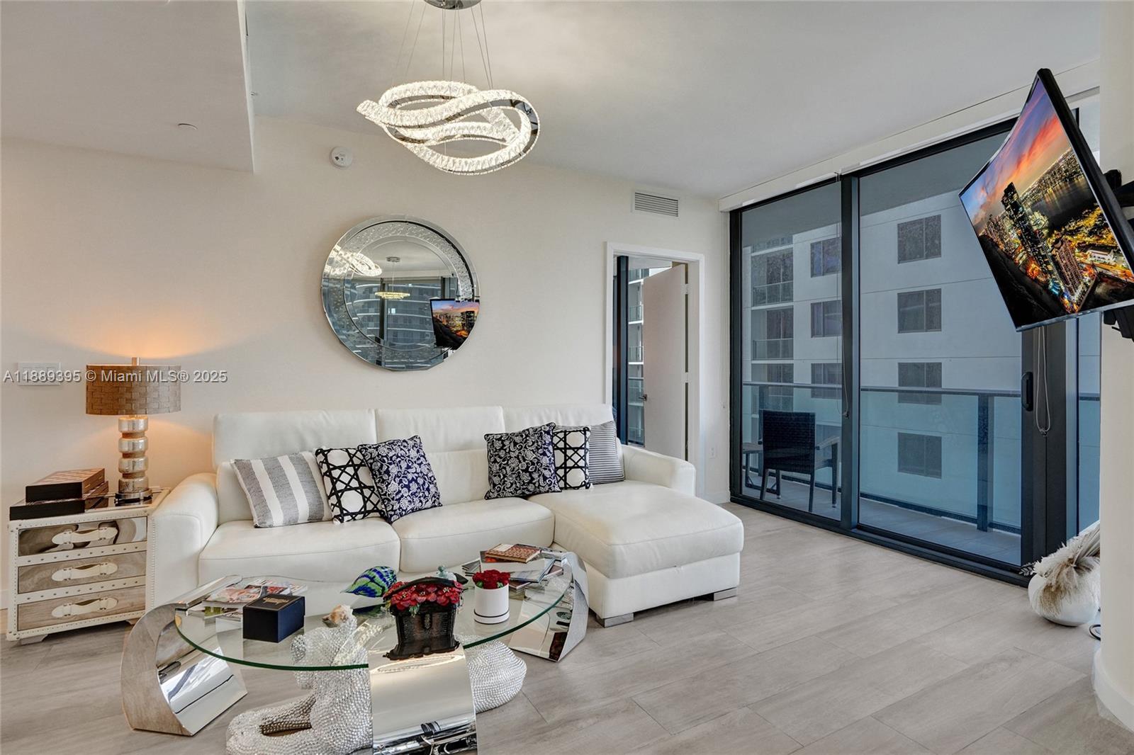 55 SW 9th St 2201