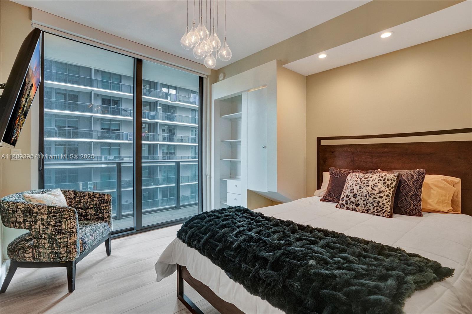 BRICKELL HEIGHTS WEST CON - Residential