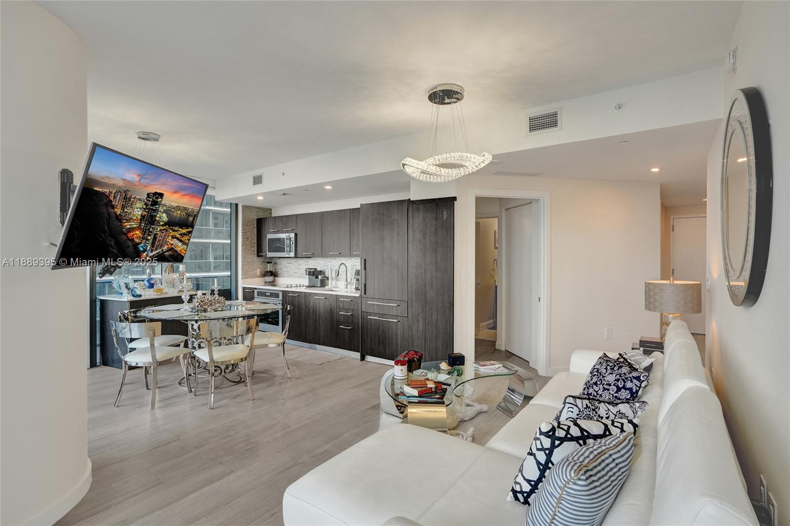 55 SW 9th St 2201