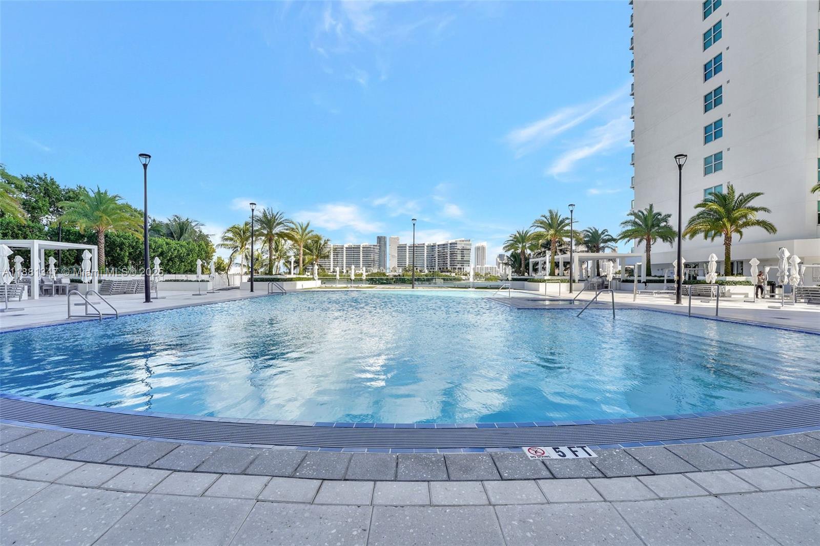 THE PENINSULA CONDO - Residential