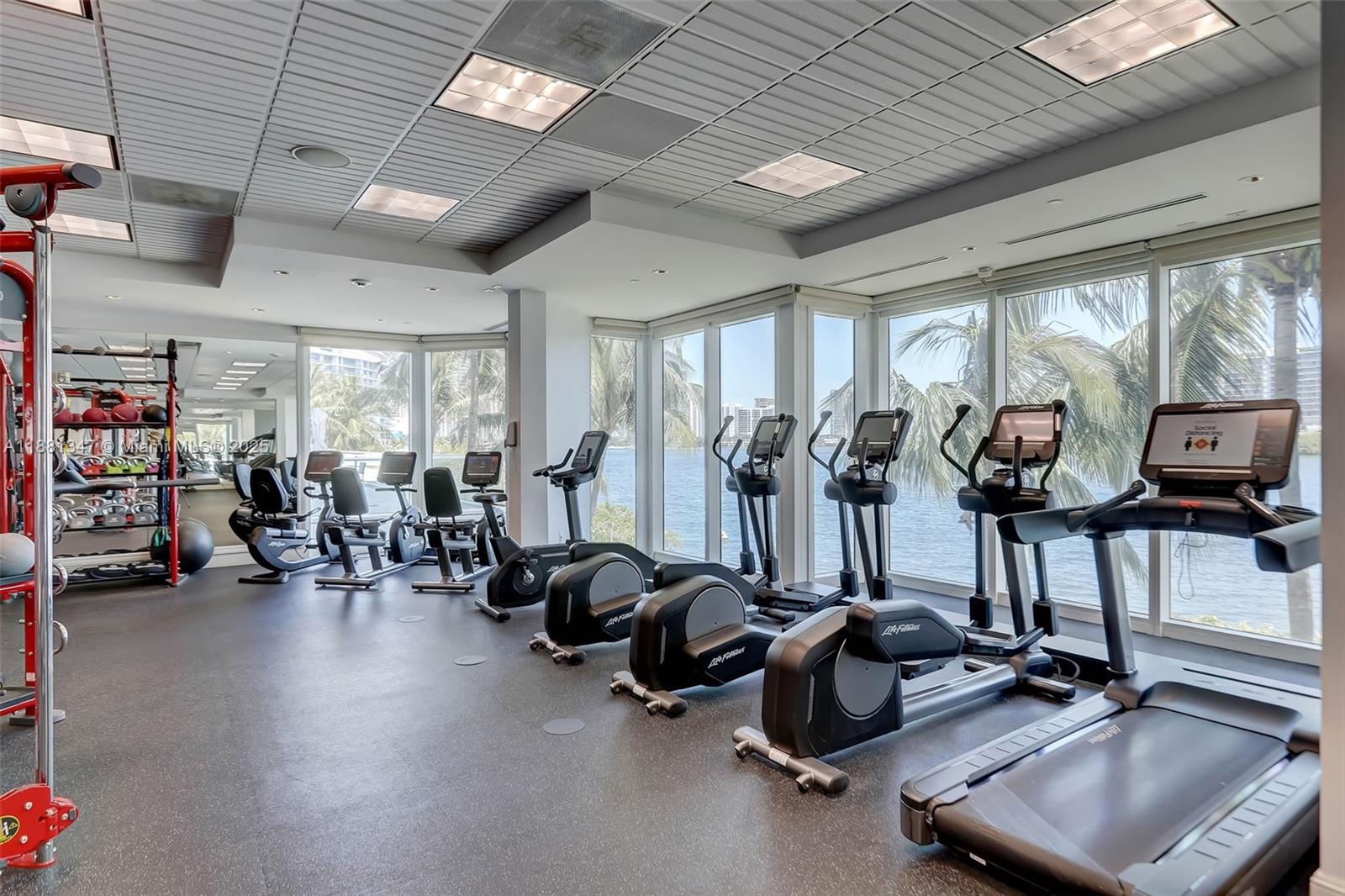 THE PENINSULA CONDO - Residential