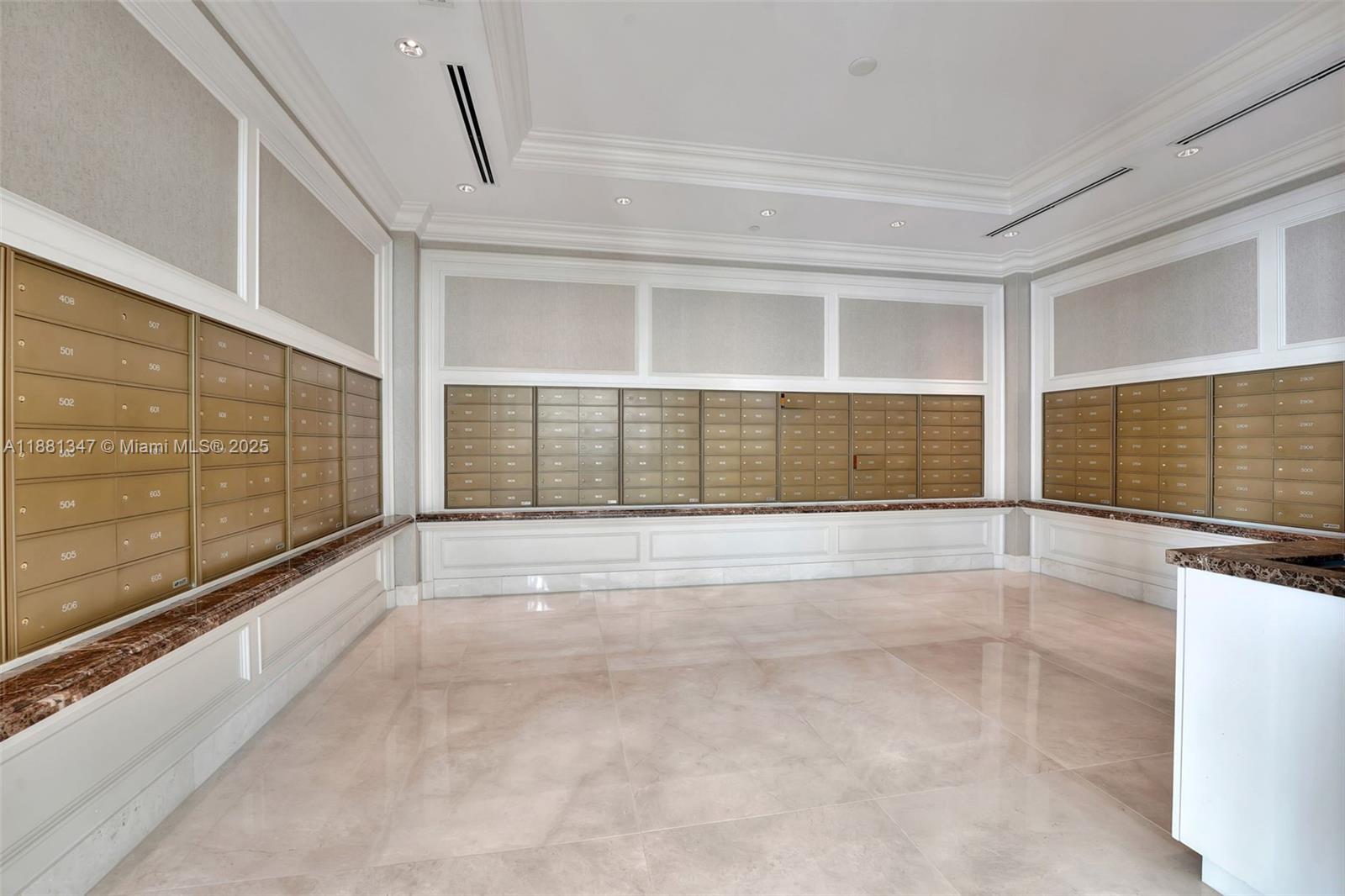 THE PENINSULA CONDO - Residential