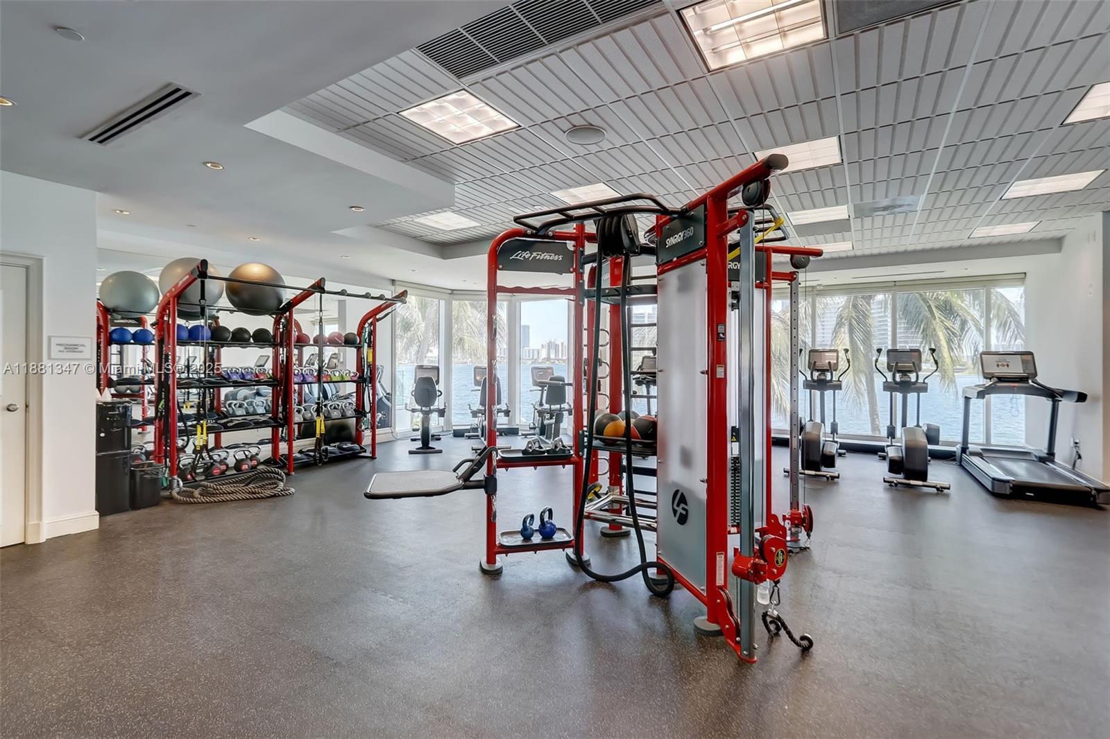 THE PENINSULA CONDO - Residential