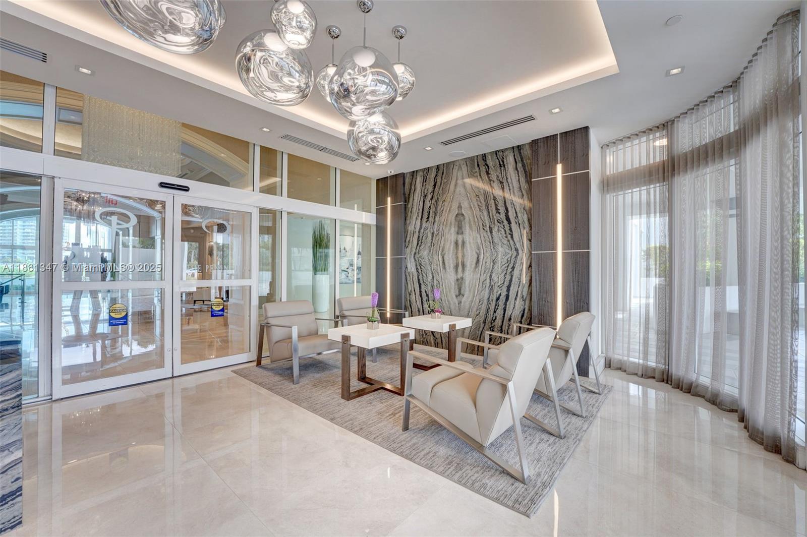 THE PENINSULA CONDO - Residential