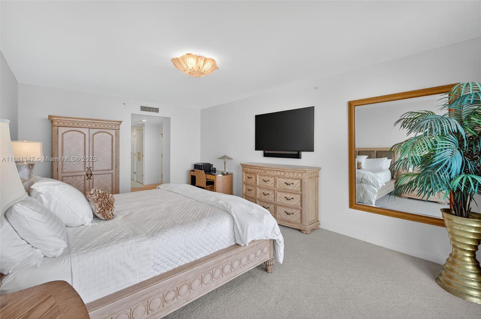 THE PENINSULA CONDO - Residential