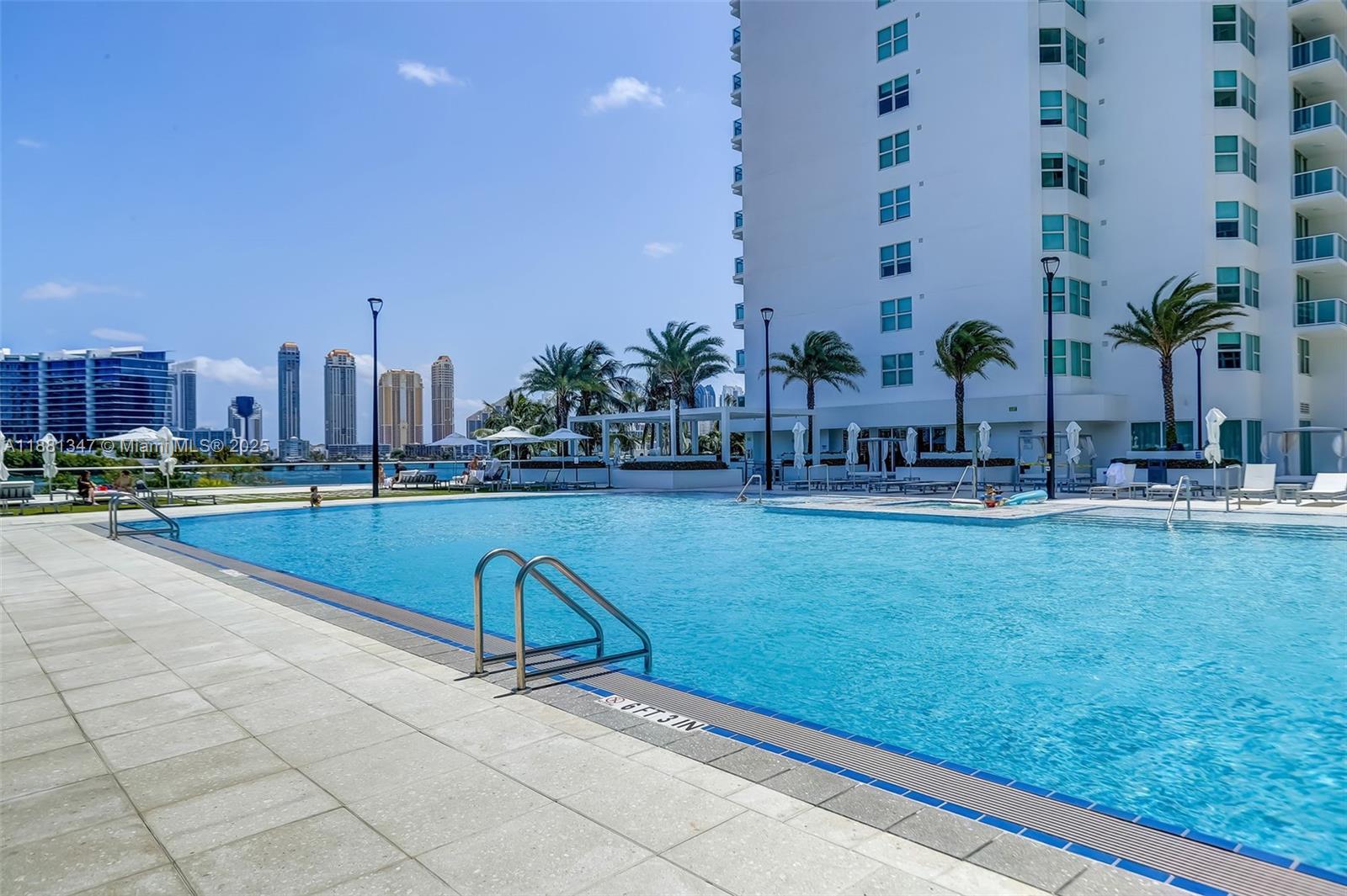 THE PENINSULA CONDO - Residential