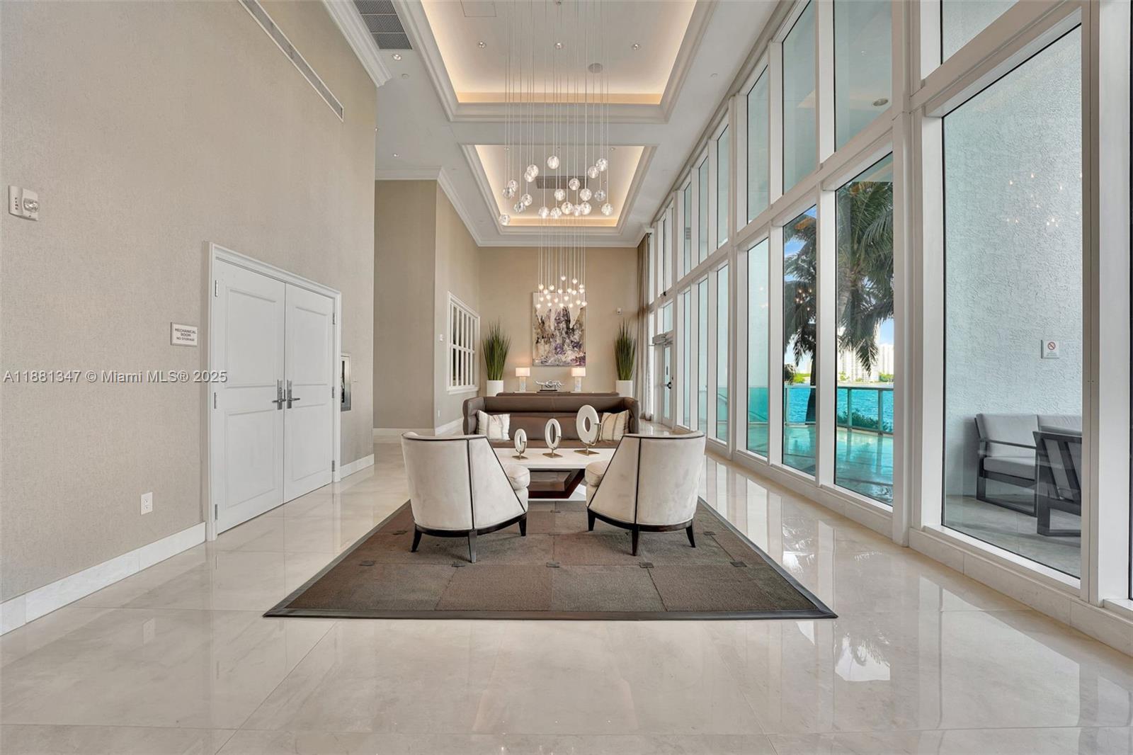 THE PENINSULA CONDO - Residential