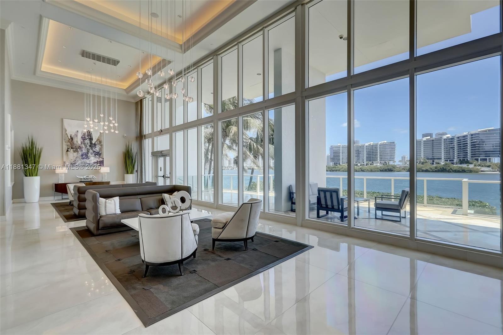 THE PENINSULA CONDO - Residential