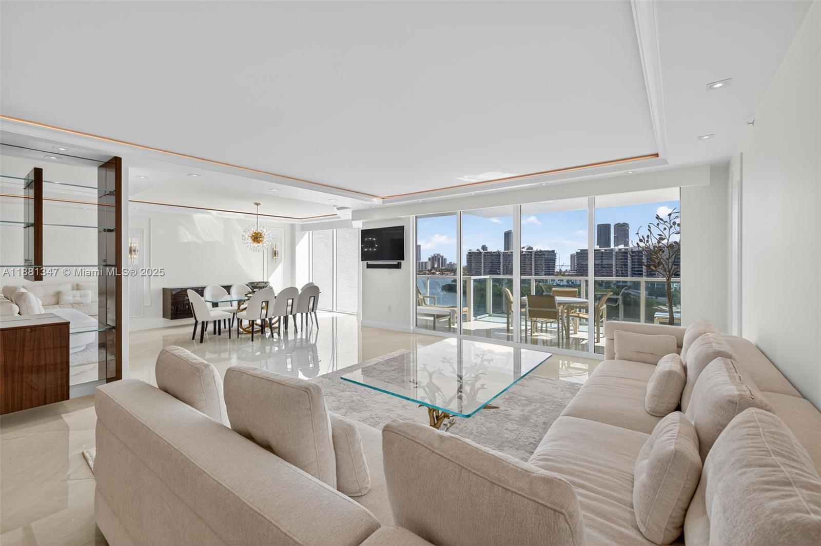 THE PENINSULA CONDO - Residential