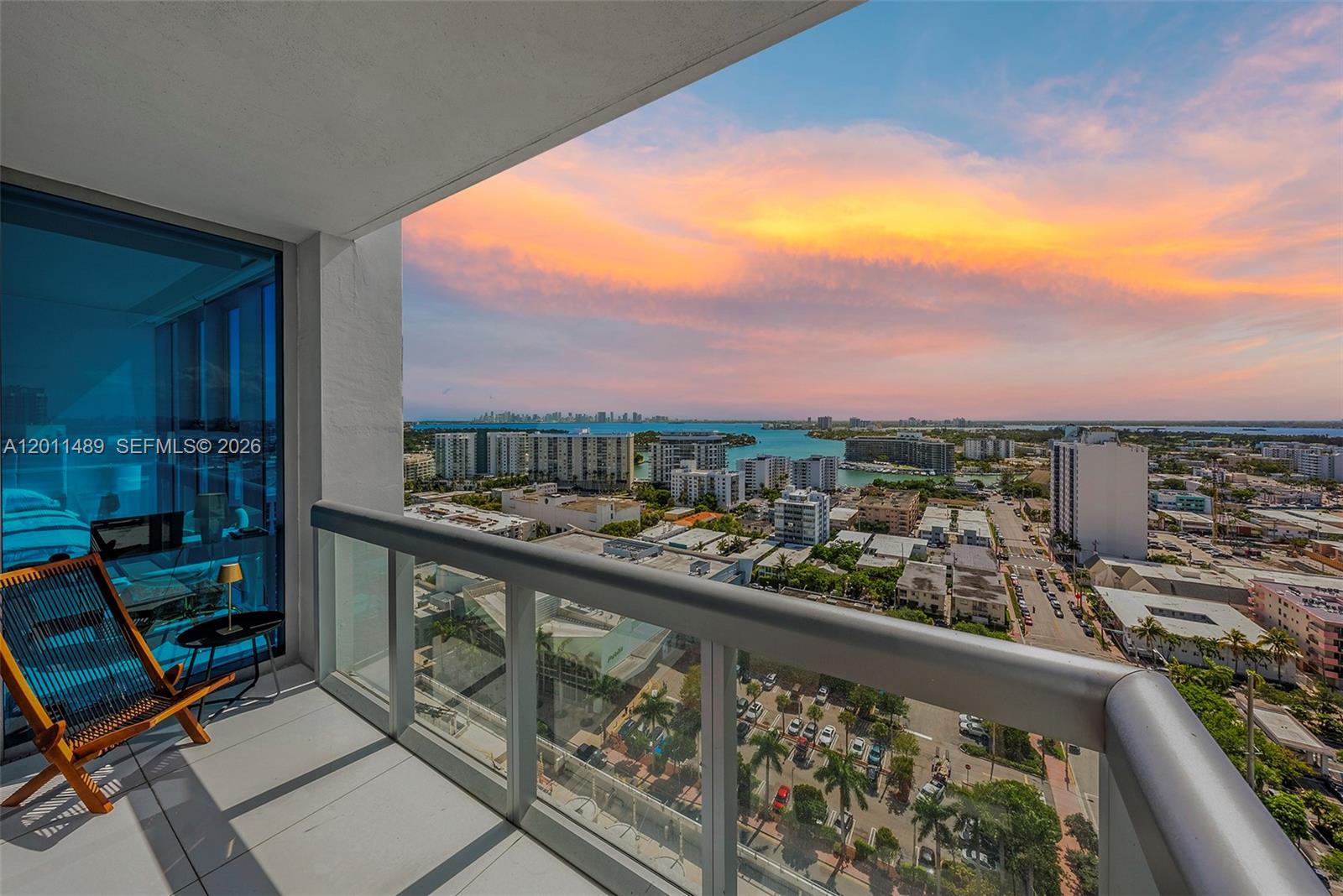 NORTH CARILLON BEACH COND - Residential