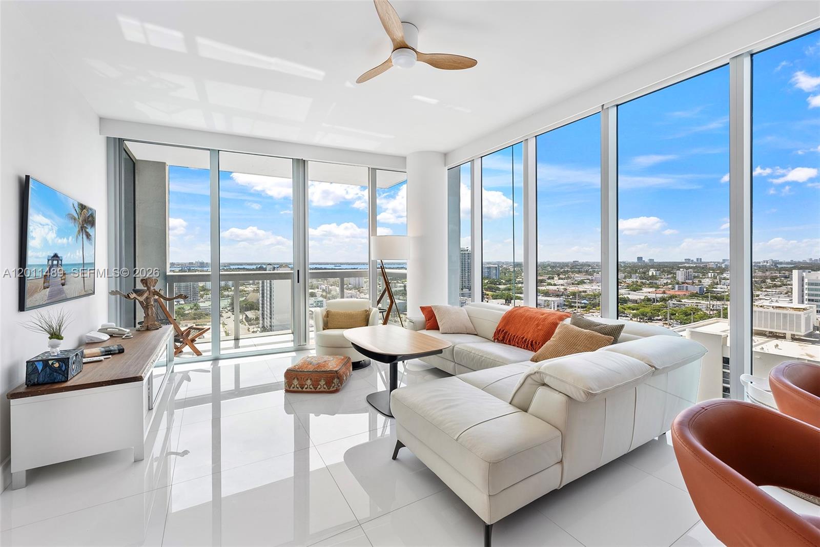 NORTH CARILLON BEACH COND - Residential