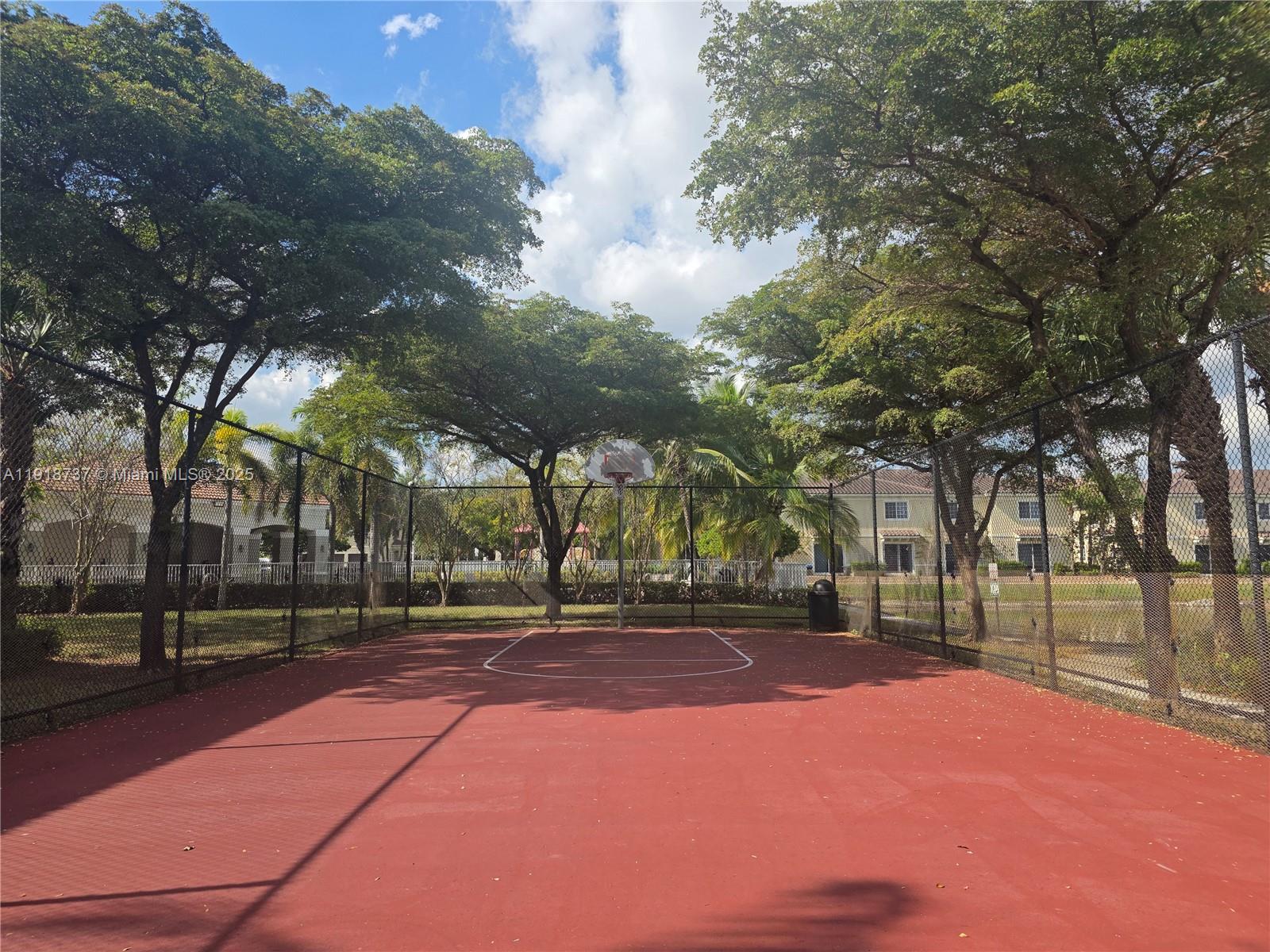 CALABRIA CONDOMINIUM - Residential Lease