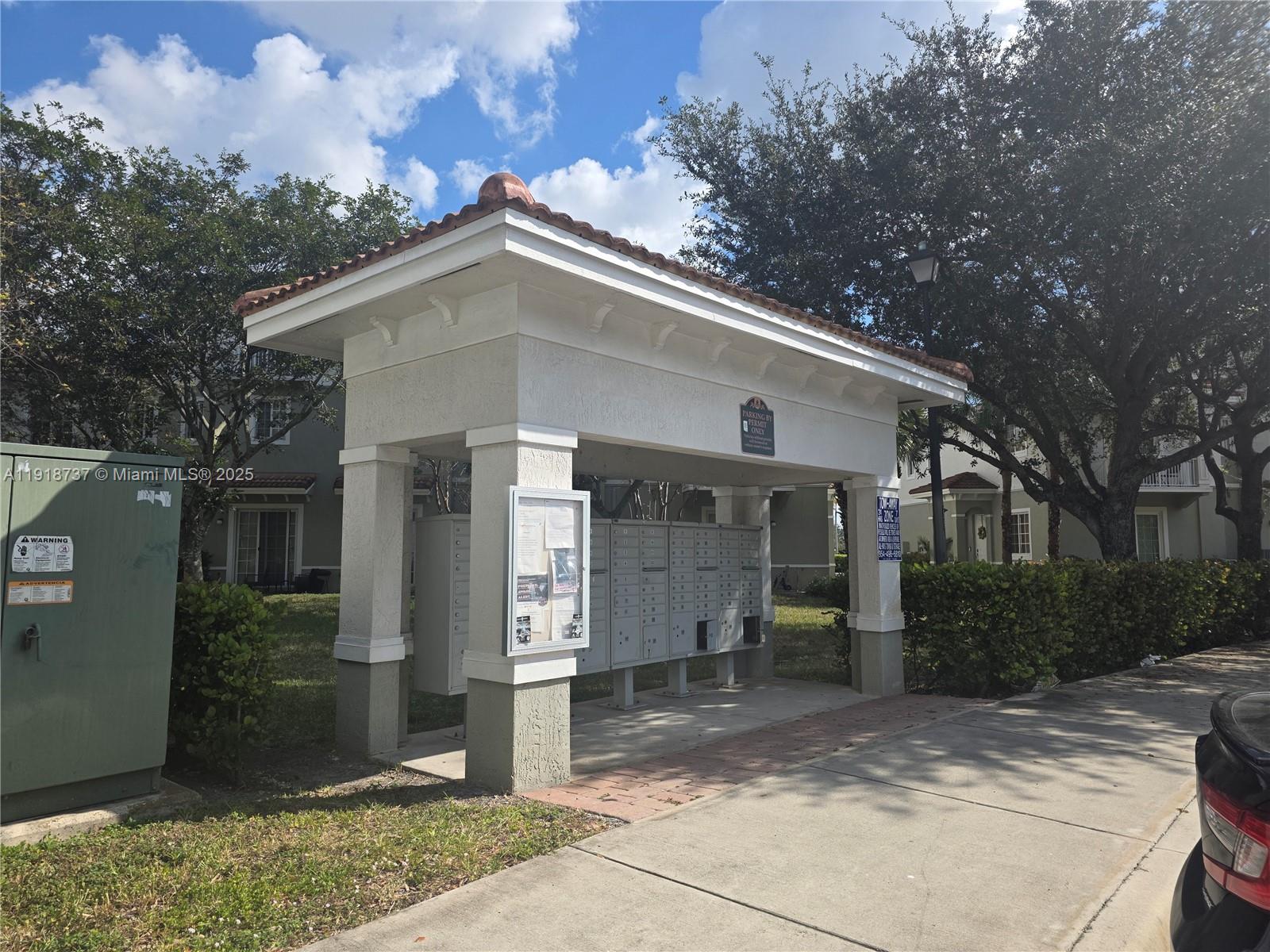 CALABRIA CONDOMINIUM - Residential Lease