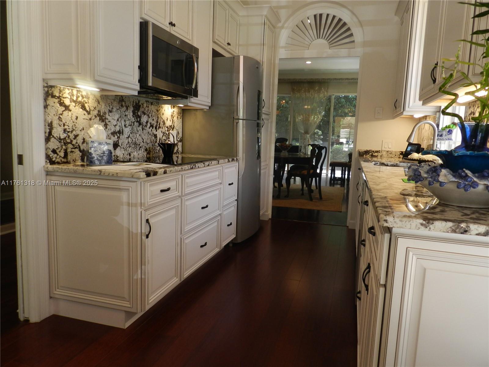 Oaks East - Residential