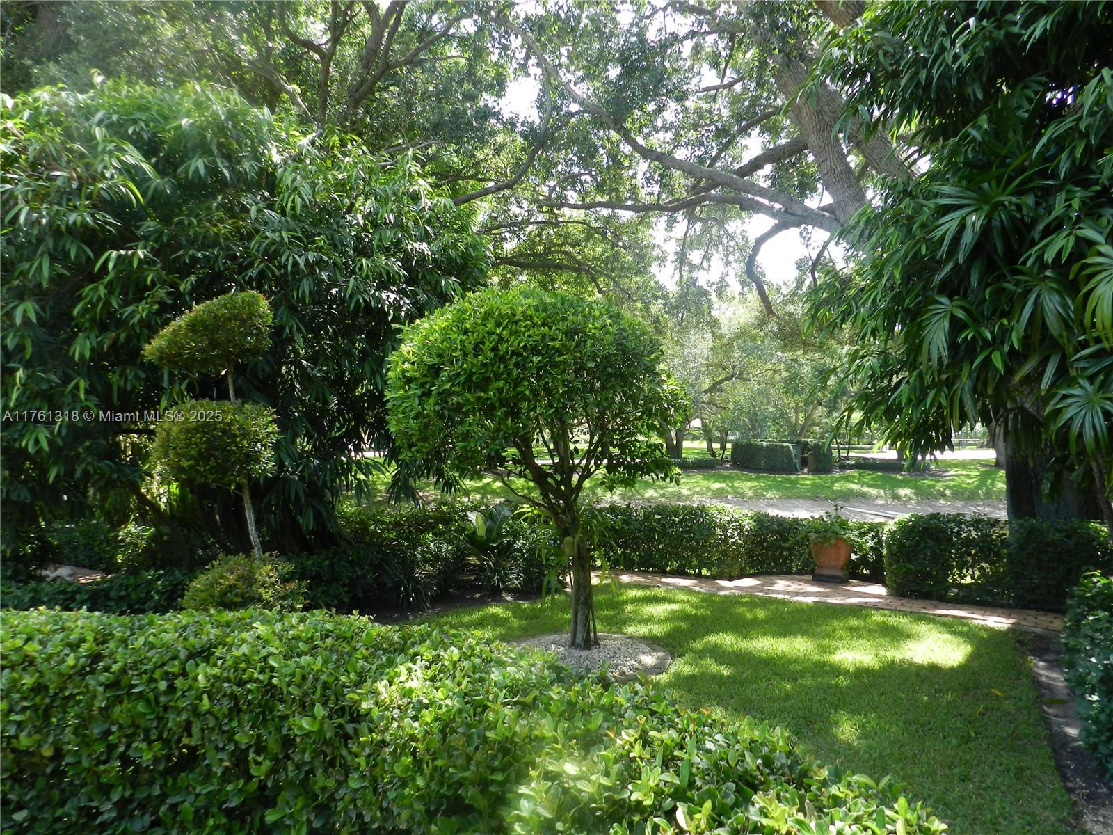 Oaks East - Residential