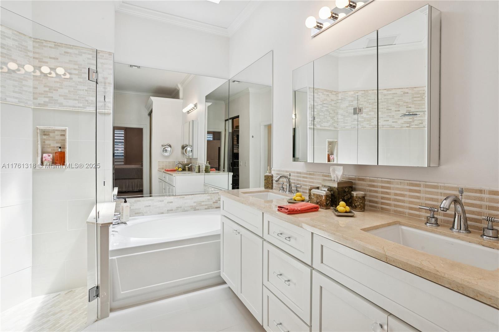 Oaks East - Residential