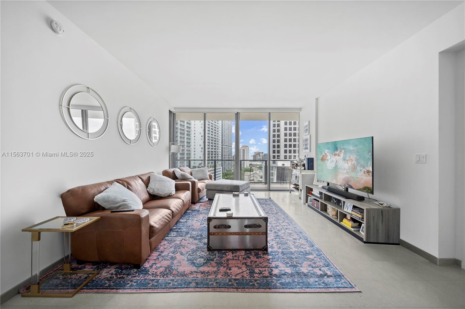 68 SE 6th St 1007