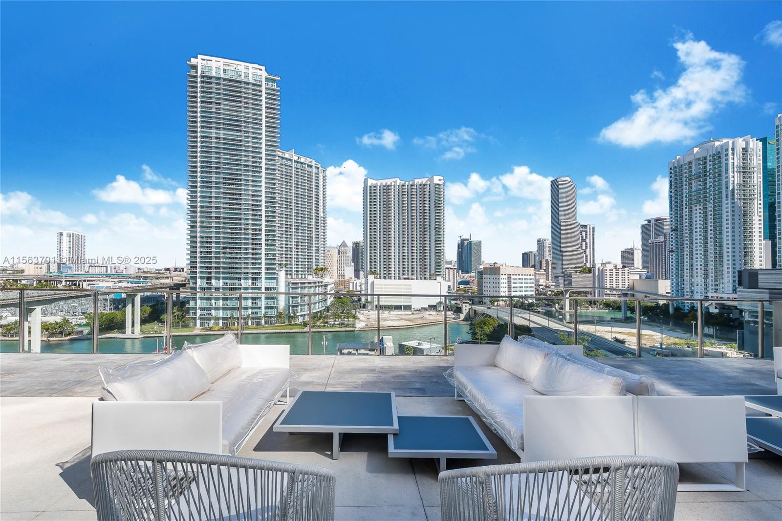 68 Se 6th St 1007, Miami, Broward County, Florida - 2 Bedrooms  
3 Bathrooms - 