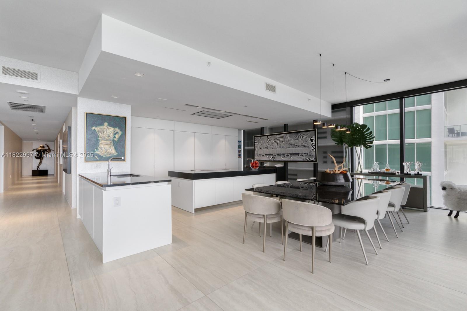 ONE THOUSAND MUSEUM CONDO - Residential