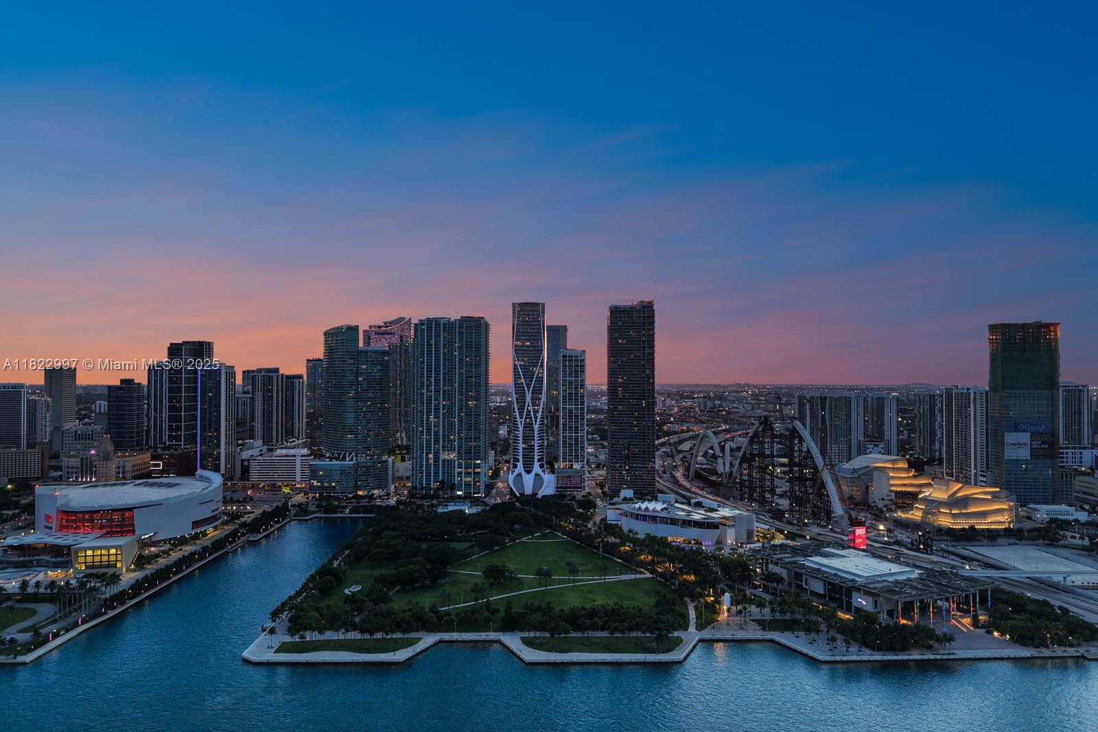 ONE THOUSAND MUSEUM CONDO - Residential