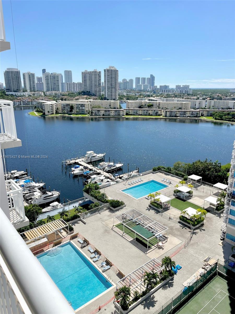 SELLER MOTIVATED ALL OFFERS ARE WELCOME.!!
LOCATION! LOCATION! Spacious apartment in the heart of Aventura, just 5 minutes from Aventura Mall! Enjoy stunning sunrise and sunset views from the large balconies. This two-bedroom unit includes a den, two baths, and covered parking. The kitchen features wood cabinets, granite countertops, and stainless steel appliances. Laundry and elevator access are conveniently nearby.
The full-service building offers 24-hour security, a private marina, renovated tennis courts, two pools, a gym, a restaurant, and a salon. Note: No rentals allowed in the first year.