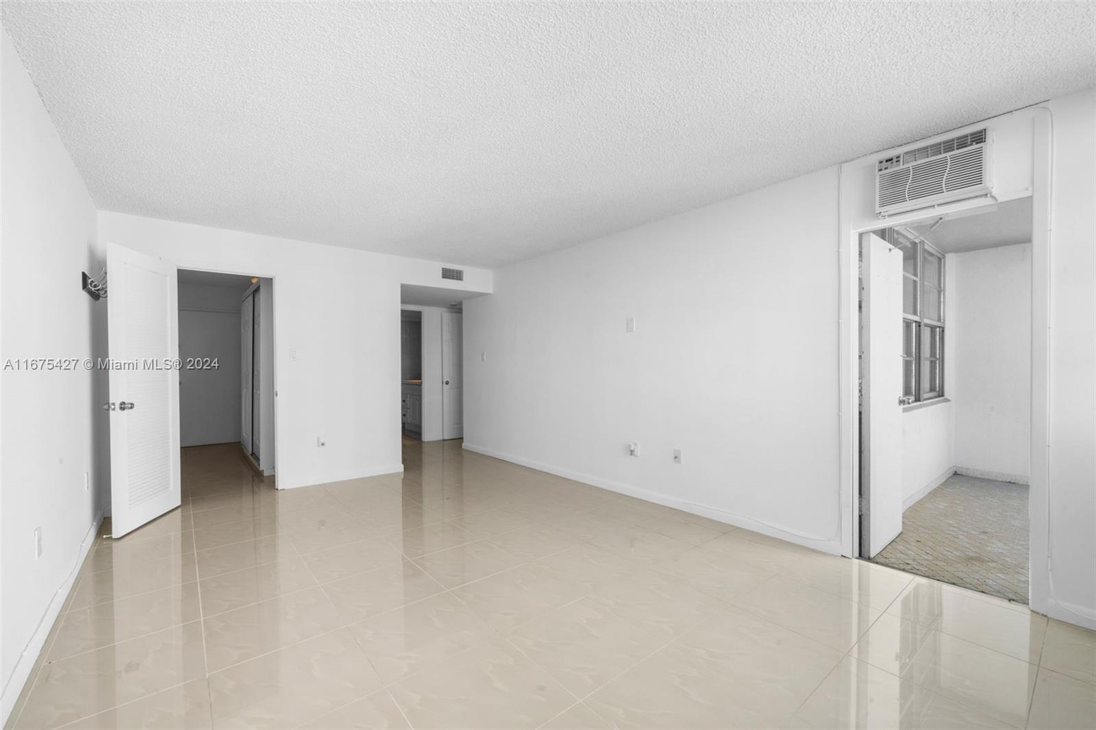 DEL PRADO MARINA - Residential