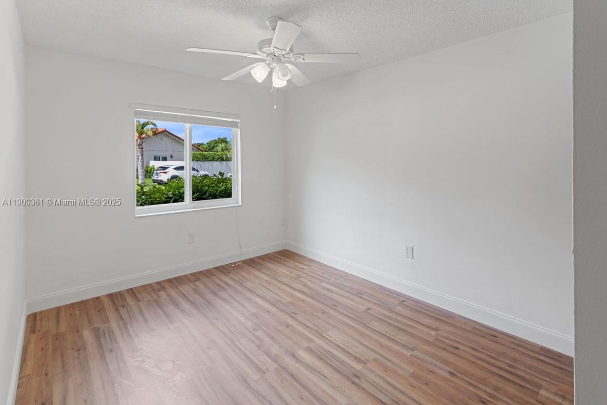 MUNNE SUB - Residential Lease