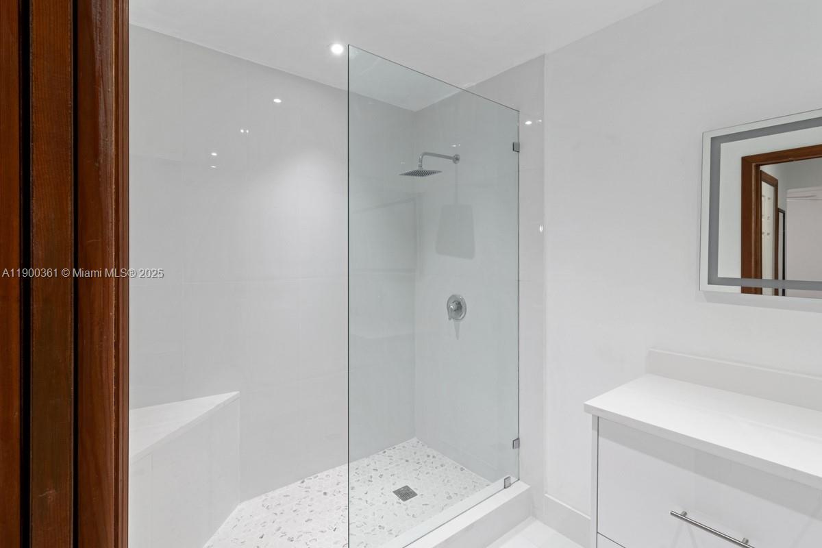 MUNNE SUB - Residential Lease