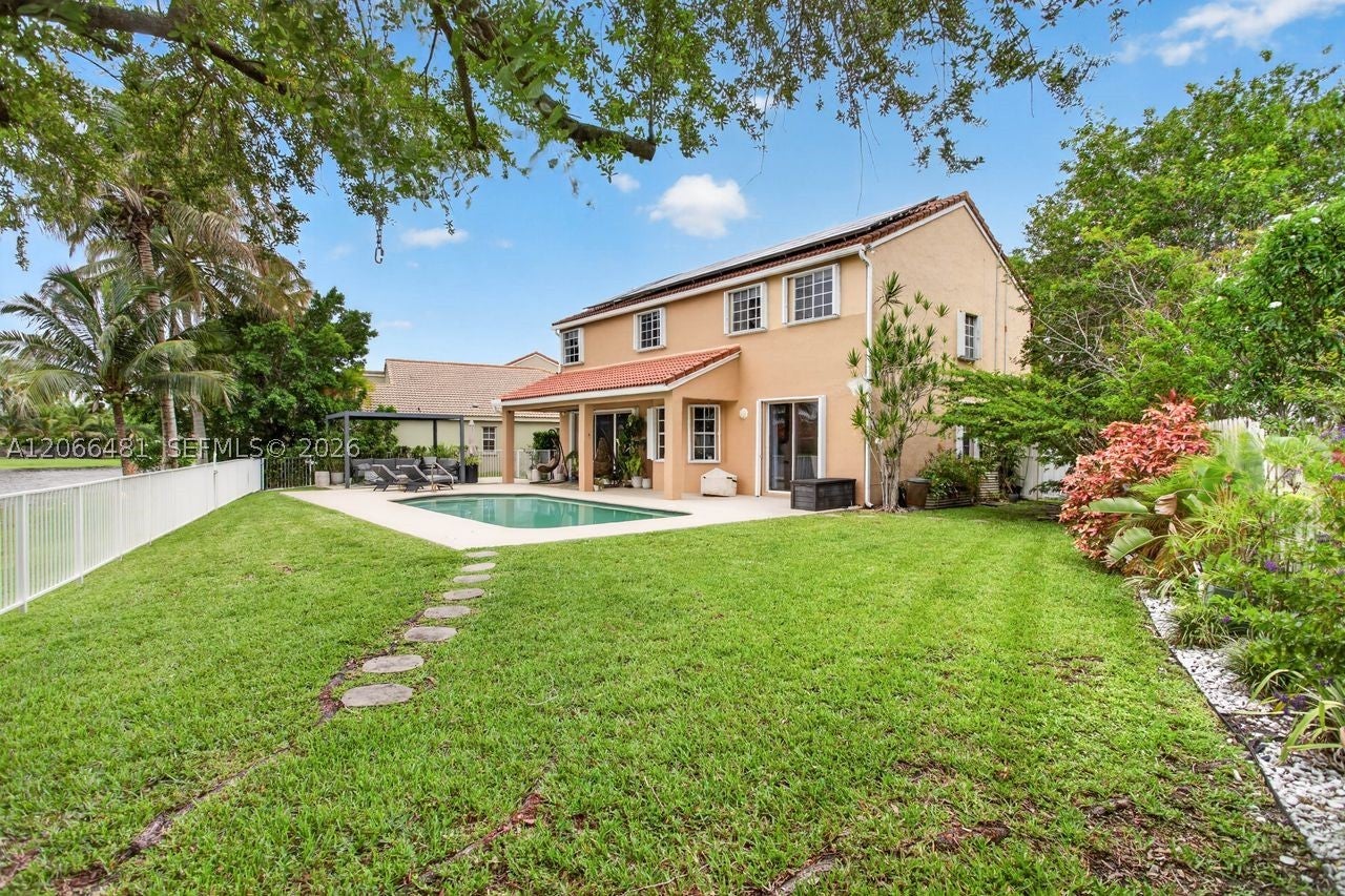 480 Cambridge Dr
