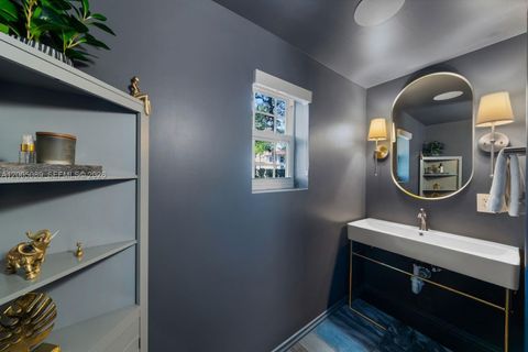 Tiny photo for 130 NE 45th St, Miami, FL 33137 (MLS # A12005089)