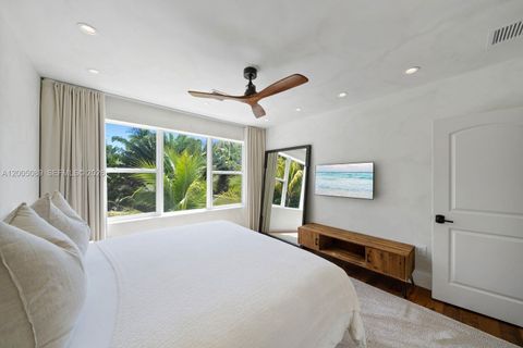 Tiny photo for 130 NE 45th St, Miami, FL 33137 (MLS # A12005089)